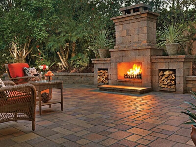 angelus-courtyard-stone